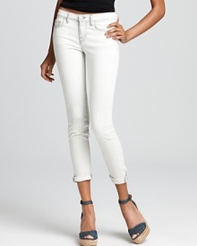 Articulated in an ultra-light wash, these J Brand skinny jeans feature contrast stitching for added interest.