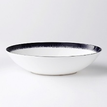 It is typical of Jasper Conran that his keen designer's eye should light on a decorative style from the early years of the pottery industry and translate it into Navy Fringe, a distinctive 21st century addition to the Jasper Conran at Wedgwood collection. It is typical of Jasper Conran that his keen designer's eye should light on a decorative style from the early years of the pottery industry and translate it into Navy Fringe, a distinctive 21st century addition to the Jasper Conran at Wedgwood collection.