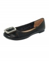 A massive buckle adds structure to this polished shoe. Wear Fossil's Maddox ballet flats with just about anything.