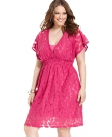 Land a flirty look with Eyeshadow's short sleeve plus size dress, crafted from on-trend lace.