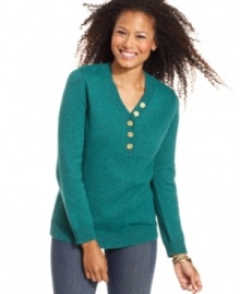 Karen Scott's soft sweater features marled knit and a chic V-neckline. Pair it with jeans for essential weekend style!