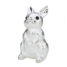 Designed to keep a girl or boy's money from hopping away, the Bunny Bank from Reed & Barton is crafted in silverplate and stands on guard to protect those shiny coins. This bank makes for a great gift for kids just learning about saving. Designed to keep a girl or boy's money from hopping away, the Bunny Bank from Reed & Barton is crafted in silverplate and stands on guard to protect those shiny coins. This bank makes for a great gift for kids just learning about saving.