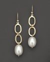 Freshwater pearl drop earrings with double link in 14 Kt. yellow gold.