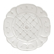 Pretty floral patterns pay homage to the beauty of some of the world's most famous gardens in a variety of floral patterns. This Jardins Du Monde 'Villandry dessert plate is a great addition to your table, set with wit and style. Pretty floral patterns pay homage to the beauty of some of the world's most famous gardens in a variety of floral patterns. This Jardins Du Monde 'Villandry dessert plate is a great addition to your table, set with wit and style.