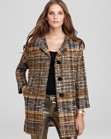 Send your style on a retro trip in this kate spade new york coat flaunting vintage tweed atop an oversized, swingy silhouette.