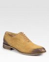 Superb craftsmanship and attention to detail is exuded in this derby style lace-up, expertly crafted in smooth and textured leather.Leather upperLeather liningPadded insoleLeather soleMade in Italy