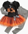 Trick or treat? This Halloween dress and leggings set from Bonnie Jean combines a sneaky cat with a sweet style for a look she'll love.