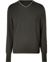 Stylish pullover in fine, pure dark brown cotton - Super-soft, densely woven fabric feels great against the skin - Classic v-neck with contrast trim - Longer ribbed cuffs - Straight, slim cut - A polished, versatile go-to in any wardrobe - Dress up with a button down, trousers and leather lace-ups, or go for a more casual look with a blazer, jeans and trainers