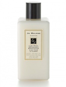 Reminiscent of the scent of limes carried on a Caribbean Sea breeze, this unisex scent combines fresh limes with mandarin, peppery basil and aromatic white thyme. Lime Basil & Mandarin Body Lotion keeps skin silky smooth and deliciously scented. 