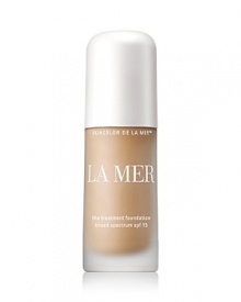 Engineered with weightless color and La Mer's remarkable skincare benefits, this silken, lightweight fluid has the power to transform the complexion. Gemstones capture light energy to create a translucent color palette, optically erasing imperfections to reveal a naturally flawless complexion. Created with a rare blue algae, a Blue Algae Lift Ferment and precious marine and plant actives to add radiance, lift the skin and restore lasting clarity, firmness and brightness. Flexible medium coverage brings skin a naturally luminous finish. Protects with SPF 15. Engineered with weightless color and La Mer's remarkable skincare benefits, this silken, lightweight fluid has the power to transform the complexion. Gemstones capture light energy to create a translucent color palette, optically erasing imperfections to reveal a naturally flawless complexion. Created with a rare blue algae, a Blue Algae Lift Ferment and precious marine and plant actives to add radiance, lift the skin and restore lasting clarity, firmness and brightness. Flexible medium coverage brings skin a naturally luminous finish. Protects with SPF 15.