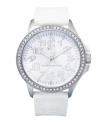 Keep your style fresh while traveling the world in this chic Jetsetter watch from Juicy Couture.