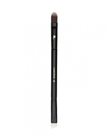 This versatile dual-ended brush is the ideal partner to eye shadows, both powder (wet or dry) and cream shadows. Designed with two sides for portability and convenience: the flat, angled side precisely lines the lid and lower lash line, while the tapered, rounded side perfectly blends. Angled side cut at sharper angle for better lining and use in the brow. This versatile dual-ended brush is the ideal partner to eye shadows, both powder (wet or dry) and cream shadows. Designed with two sides for portability and convenience: the flat, angled side precisely lines the lid and lower lash line, while the tapered, rounded side perfectly blends. Angled side cut at sharper angle for better lining and use in the brow.