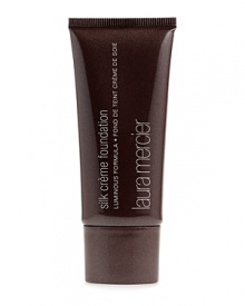 Laura Mercier Silk Creme Foundation is a long wear foundation that evens out skin tones and increases skin luminosity and clarity for a radiant glow. The rich creamy texture glides over the skin effortlessly giving you ample playtime for perfect application and blendability. Perfect for rosacea and hard to cover pigmentation. Oil-free and ideal for all skin types. Laura Mercier Silk Creme Foundation is a long wear foundation that evens out skin tones and increases skin luminosity and clarity for a radiant glow. The rich creamy texture glides over the skin effortlessly giving you ample playtime for perfect application and blendability. Perfect for rosacea and hard to cover pigmentation. Oil-free and ideal for all skin types.