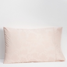 Graceful florals, jacquards and delicate embroidery in a romantic palette of soft silver, cream and blush are layered with a romantic chinoiserie duvet - backed with timeless houndstooth - for an elegant, unexpected twist. Graceful florals, jacquards and delicate embroidery in a romantic palette of soft silver, cream and blush are layered with a romantic chinoiserie duvet - backed with timeless houndstooth - for an elegant, unexpected twist.