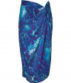 With a relaxed silhouette and a bold leopard print, this draped skirt from Salvatore Ferragamo will get your style summer-ready - Twist front draped detail, relaxed silhouette, all-over leopard print, midi-length - Pair with a fitted top and platform sandals