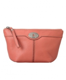 A great place to stash your make-up and must-haves. This everyday necessity by Fossil will keep your style on point with silvertone hardware and a signature plaque at front. A great place to stash your make-up and must-haves. This everyday necessity by Fossil will keep your style on point with silvertone hardware and a signature plaque at front.