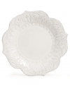 Revive the grace and charm of another era with Versailles Maison's Blanc Amelie dinner plate. A rich pattern is entirely embossed on classic dinnerware finished with a soft white glaze and distressed detail.