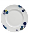 Vera Wang brings new excitement to white bone china with the tie-dye-inspired Ikat pattern from her collection of Wedgwood dinnerware. The dishes have splashes of indigo blue, citron and lavender that dress up these simple dinner plates for a look that's sleek and modern yet refreshingly playful.