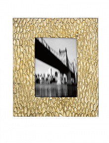 It's metal artistry with a New York edge - display your favorite memories in this hand-cast aluminum frame for a distinctive touch to any home display.HandmadeAluminum alloyImported It's metal artistry with a New York edge - display your favorite memories in this hand-cast aluminum frame for a distinctive touch to any home display.HandmadeAluminum alloyImported