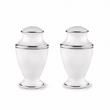 Double bands of platinum set in a distinctive Lenox pattern are an elegant accompaniment to your favorite recipes. Double bands of platinum set in a distinctive Lenox pattern are an elegant accompaniment to your favorite recipes.