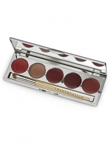 LA PALETTE DE GLOSS This conveniently sized palette contains five Lip Glosses in two distinct collections, each enclosed in an elegant shiny silver case. Les Delices features festive red, pink and golden tones. Les Sorbets features refreshing, mouth-watering colors just ripe for summer. Each color offers SPF 15. Gloss Brush included. LA PALETTE DE GLOSS This conveniently sized palette contains five Lip Glosses in two distinct collections, each enclosed in an elegant shiny silver case. Les Delices features festive red, pink and golden tones. Les Sorbets features refreshing, mouth-watering colors just ripe for summer. Each color offers SPF 15. Gloss Brush included.
