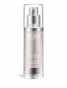 A new approach from the field of skin aesthetics, thermal remodeling reactivates the production and contraction of collagen fibers while providing a deep-down solution to skin loosening, which becomes more noticeable around the age of 45. The serum firms, smoothes, redefines contours and improves the complexion. 1 oz. A new approach from the field of skin aesthetics, thermal remodeling reactivates the production and contraction of collagen fibers while providing a deep-down solution to skin loosening, which becomes more noticeable around the age of 45. The serum firms, smoothes, redefines contours and improves the complexion. 1 oz.