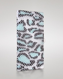 Make this gussetted wallet from Lodis Accessories, which features ample pockets and an ultra-functional design, your city-girl sidekick. Make this gussetted wallet from Lodis Accessories, which features ample pockets and an ultra-functional design, your city-girl sidekick.