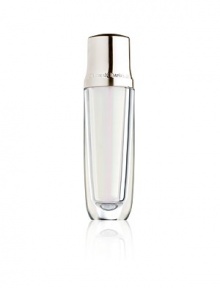 Guerlain reveals the White Orchid Extract, a unique and double patented Guerlain technology, which is capable of offering global action on the skin's luminosity and various pigmentation phases. The face contours are re-sculpted, the skin texture is refined and wrinkles and fine lines are softened. The complexion is gradually evened out, dark spots are lightened and imperfections are erased. The smoothness of the skin texture is improved for better receptivity of the light. Guerlain reveals the White Orchid Extract, a unique and double patented Guerlain technology, which is capable of offering global action on the skin's luminosity and various pigmentation phases. The face contours are re-sculpted, the skin texture is refined and wrinkles and fine lines are softened. The complexion is gradually evened out, dark spots are lightened and imperfections are erased. The smoothness of the skin texture is improved for better receptivity of the light.
