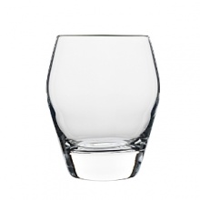 Superlatively crafted of durable, high quality glass, these double old fashioned glasses from Luigi Bormioli retain their clarity eschewing cloudiness after thousands of dishwasher cycles. Superlatively crafted of durable, high quality glass, these double old fashioned glasses from Luigi Bormioli retain their clarity eschewing cloudiness after thousands of dishwasher cycles.