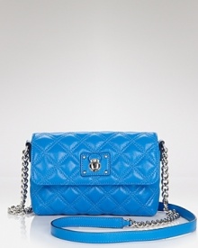 Looking effortlessly cool (day or night) is as simple as slipping on this Marc Jacobs's bag. Crafted of quilted leather with an edgy-glam chain strap, it defines it bag. Looking effortlessly cool (day or night) is as simple as slipping on this Marc Jacobs's bag. Crafted of quilted leather with an edgy-glam chain strap, it defines it bag.