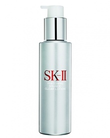 An advanced moisturizing and exfoliating formula to help clarify your skin. This ultra light lotions, which contains our exclusive Derm Complex, works to remove dead cells from the skin surface and to hydrate skin. Skin is left deeper-looking with astonishing clarity.Use after cleansing your face and neck both morning and evening. Soak a cotton wool pad and sweep across your face and neck paying special attention to the sides of your nose and mouth while avoiding the direct eye area. An advanced moisturizing and exfoliating formula to help clarify your skin. This ultra light lotions, which contains our exclusive Derm Complex, works to remove dead cells from the skin surface and to hydrate skin. Skin is left deeper-looking with astonishing clarity.Use after cleansing your face and neck both morning and evening. Soak a cotton wool pad and sweep across your face and neck paying special attention to the sides of your nose and mouth while avoiding the direct eye area.