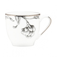 This stylish platinum-banded pattern features charcoal-like florals that decorate the rim and interior of each piece. Inspired by the designs found in an artist's sketchbook, Floral Illustrations serves as the perfect canvas for any meal. This stylish platinum-banded pattern features charcoal-like florals that decorate the rim and interior of each piece. Inspired by the designs found in an artist's sketchbook, Floral Illustrations serves as the perfect canvas for any meal.