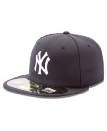 To the ballgame and beyond, sport this New Era baseball cap anywhere. A fitted 59FIFTY New York Yankees hat is the perfect way to show team spirit. To the ballgame and beyond, sport this New Era baseball cap anywhere. A fitted 59FIFTY New York Yankees hat is the perfect way to show team spirit.