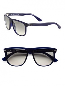 Oversized modified square frames with metal rivet accents and signature logo. Available in dark blue with crystal grey gradient lens or brown with brown gradient lens.Logo temples100% UV protectionMade in Italy Oversized modified square frames with metal rivet accents and signature logo. Available in dark blue with crystal grey gradient lens or brown with brown gradient lens.Logo temples100% UV protectionMade in Italy