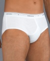 Stick with the classics and stock up with this convenient 3-pack of low-rise Jockey briefs in smooth, breathable cotton.