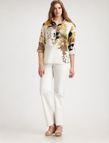 If you're looking for a blouse with an intriguing print, perfect fit and timeless grosgrain, look no further. This is a design that offers an effortlessly chic look season after season.Grosgrain collarButton and snap details on sleevesZipper frontBack yokeAbout 25 from shoulder to hemCottonDry cleanImported If you're looking for a blouse with an intriguing print, perfect fit and timeless grosgrain, look no further. This is a design that offers an effortlessly chic look season after season.Grosgrain collarButton and snap details on sleevesZipper frontBack yokeAbout 25 from shoulder to hemCottonDry cleanImported