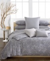 This Calvin Klein Lilacs European sham, with a decorative diamond design, is the perfect finishing touch to your bed.