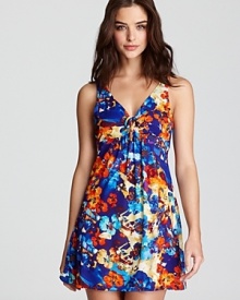 A vibrant floral print decorates this soft night with keyhole detail at back from OnGossamer. A vibrant floral print decorates this soft night with keyhole detail at back from OnGossamer.