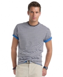 Get on board with the nautical trend. This striped tee from Izod is sporty style at its best.