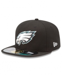 Score a style touchdown with this 59FIFTY fitted cap from New Era. This hat is a game day essential when the Philadelphia Eagles hit the field. Score a style touchdown with this 59FIFTY fitted cap from New Era. This hat is a game day essential when the Philadelphia Eagles hit the field.