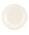 With fanciful beading and a feminine edge, this Lenox French Perle tidbit plates are a great addition to your white dinnerware and have an irresistibly old-fashioned sensibility. Hard-wearing stoneware is dishwasher safe and, in a soft white hue with antiqued trim, a graceful addition to any meal. Qualifies for Rebate
