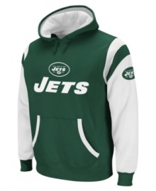 Wind down after the big game just like your favorite quarterbacks do in this super soft fleece sweatshirt sporting the team colors of the New York Jets. Wind down after the big game just like your favorite quarterbacks do in this super soft fleece sweatshirt sporting the team colors of the New York Jets.