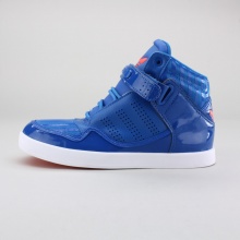 Deep-dunked in the special sauce, the streetwise adidas Originals AR 2.0 VL shoes hook juniors up with a pro-court-inspired basketball shoe that's been tricked out with a hot mix of full grain leather and fresh pops of shiny patent leather. Features a screenprinted collar and vamp. Imported. Deep-dunked in the special sauce, the streetwise adidas Originals AR 2.0 VL shoes hook juniors up with a pro-court-inspired basketball shoe that's been tricked out with a hot mix of full grain leather and fresh pops of shiny patent leather. Features a screenprinted collar and vamp. Imported.