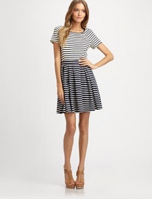 Contrasting sailor stripes add a dynamic look to this casual-chic frock.ScoopneckRaglan sleevesBodice dartsFlat waistbandPleated skirtCenter back zipperAbout 34¼ from shoulder to hemCottonMachine washImportedModel shown is 5'9 (175cm) wearing US size 4.