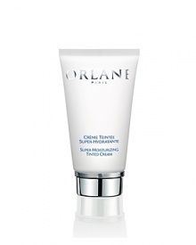 Anti-aging moisturization: complex of aquatic plants and a biomimetic active ingredient: intensely, ideally and lastingly moisturizes: helps capture, retain and redistribute water - B21 Bio-Energic Anti-Aging Complex: stimulates cellular energy, regenerates, smoothes and firms.Natural Color: coated pigments and diamond powder: soft focus effect, even out the complexion with a sheer finish boost its radiance, reduce fine lines and imperfections by reflecting the light. Anti-aging moisturization: complex of aquatic plants and a biomimetic active ingredient: intensely, ideally and lastingly moisturizes: helps capture, retain and redistribute water - B21 Bio-Energic Anti-Aging Complex: stimulates cellular energy, regenerates, smoothes and firms.Natural Color: coated pigments and diamond powder: soft focus effect, even out the complexion with a sheer finish boost its radiance, reduce fine lines and imperfections by reflecting the light.