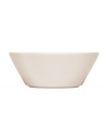 With a minimalist design and unparalleled durability, this bowl from Iittala's collection of white dinnerware makes preparing and serving soup or cereal a cinch. Featuring a sleek profile in timeless white porcelain by Kaj Franck for Iittala.