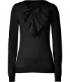 Finish your tailored looks on a feminine note with Moschinos oversized bow embellished pullover - Round neckline, long sleeves, fine ribbed trim - Fitted - Wear with a pencil skirt and flawless platform pumps