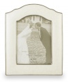 Capture your most magical moment in this medium sized, porcelain frame.  Scalloped edges and a luminous finish combine for a truly elegant effect. Qualifies for Rebate