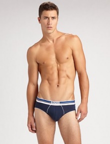A classic for every man in super-smooth cotton, finished with contrast detail and a helpful hint of stretch. Logo waistband 94% cotton/6% elastane; machine wash Imported A classic for every man in super-smooth cotton, finished with contrast detail and a helpful hint of stretch. Logo waistband 94% cotton/6% elastane; machine wash Imported