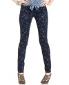 Rock rad florals this school year with these printed, five-pocket skinny jeans from Tinseltown!